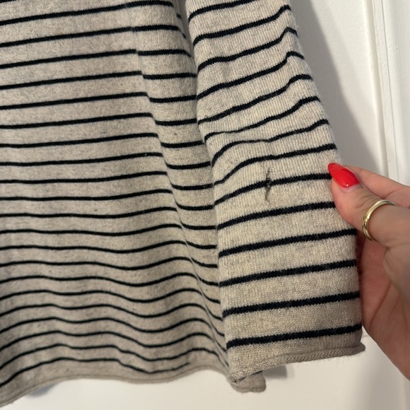 Vince Wool & Cashmere Striped Sweater - Picture 8 of 10